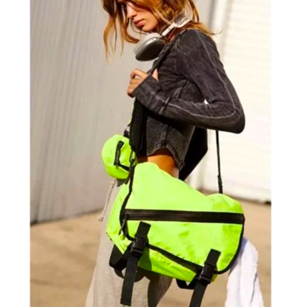 FREE PEOPLE Move It Messenger Bag